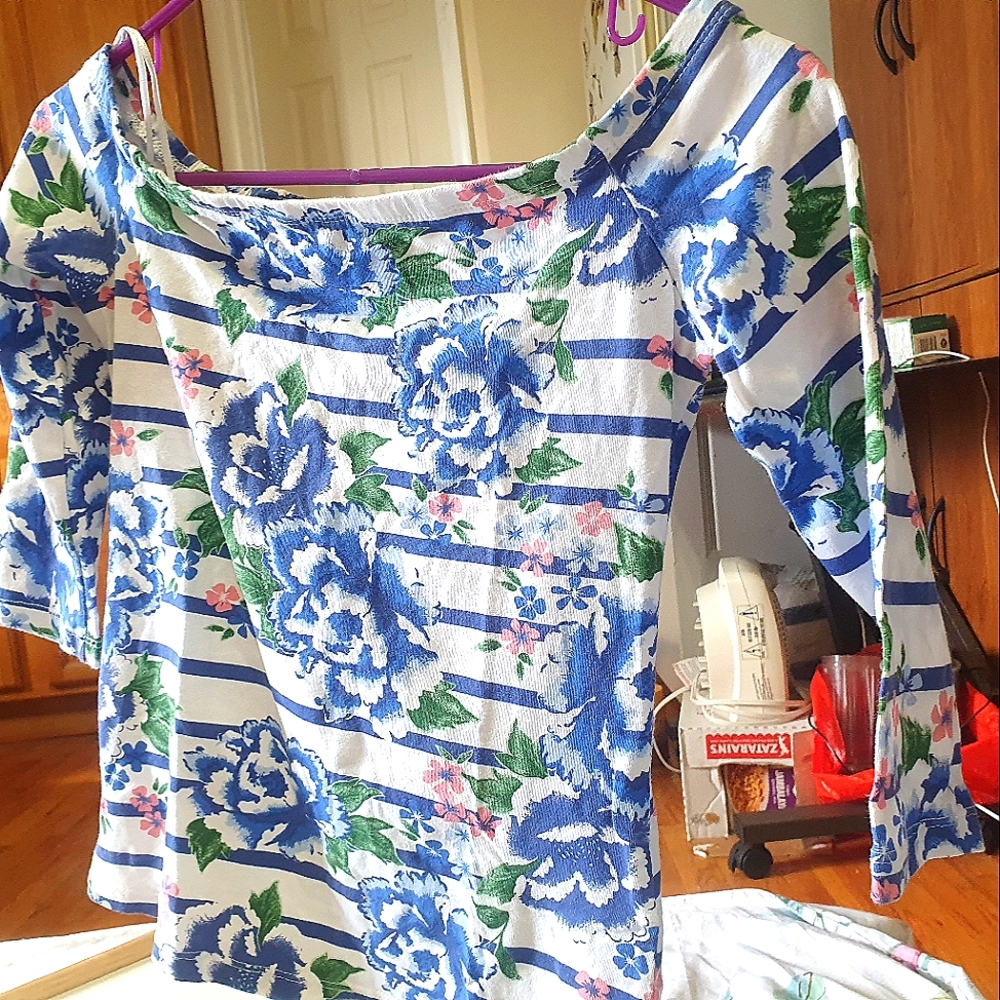 Beautiful Superdry Highwaist Flowery Top